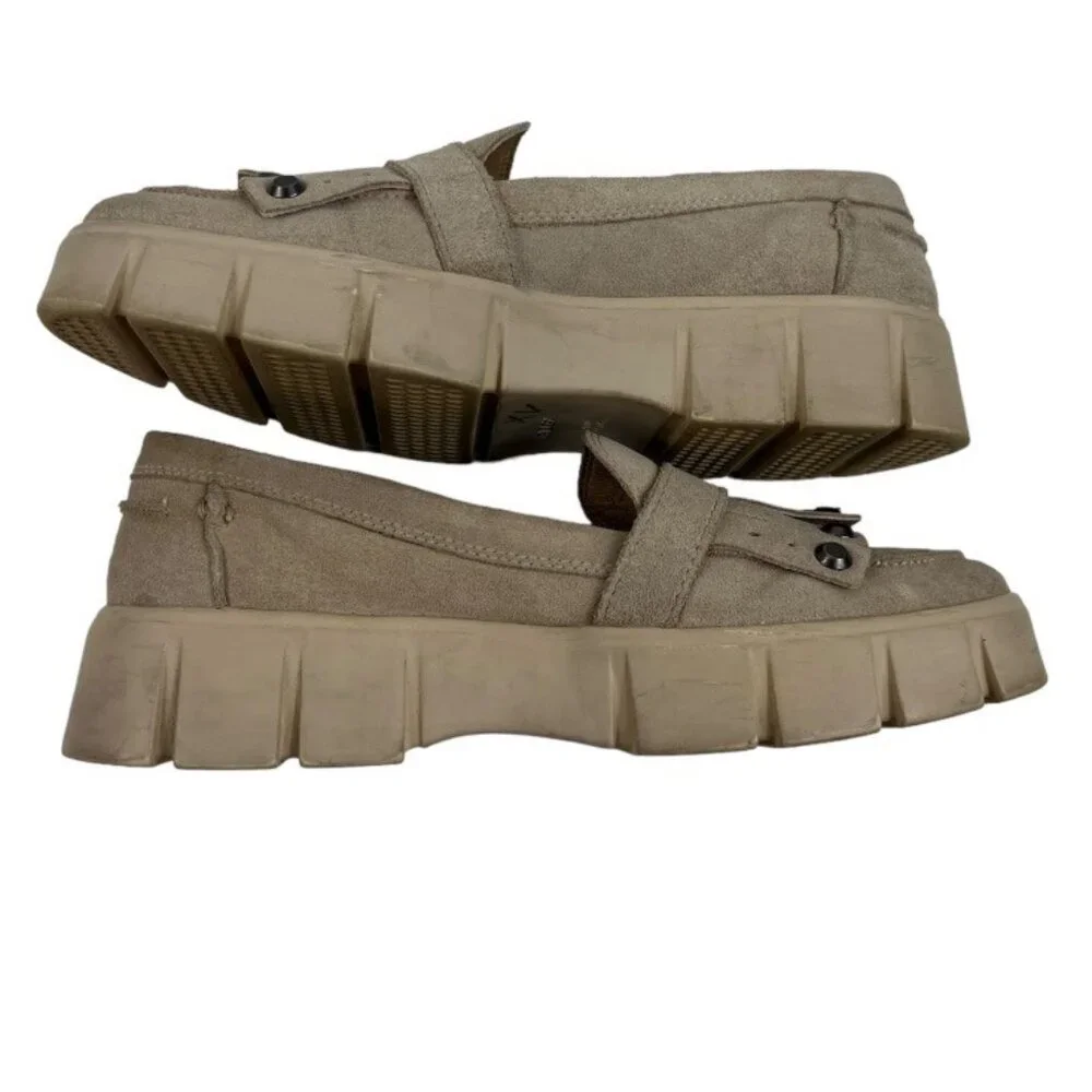 Geox Ghoula Italian Patent Suede Taupe Chunky Lug Loafers Buckle Size 38 (US 8)